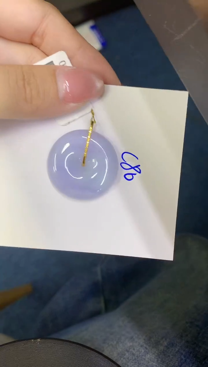 翡翠18K金镶嵌颈饰缅甸天然翡翠A货