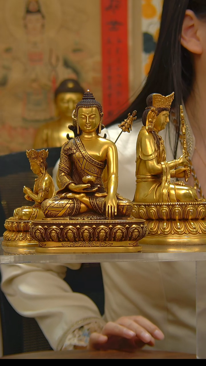 【闪购商品】紫铜鎏金释迦摩尼15公分S20301