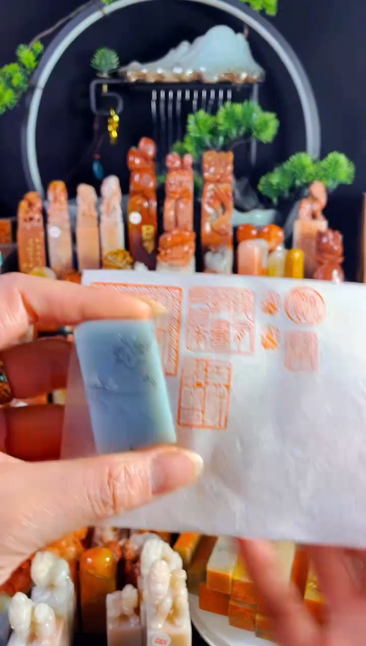 云南石印石手工篆刻《一杆竹影敲明月》