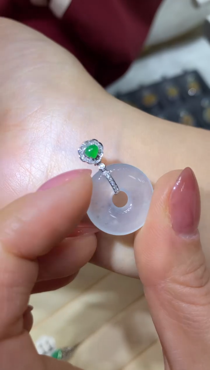 【闪购商品】翡翠颈饰18K金镶嵌|不退不换