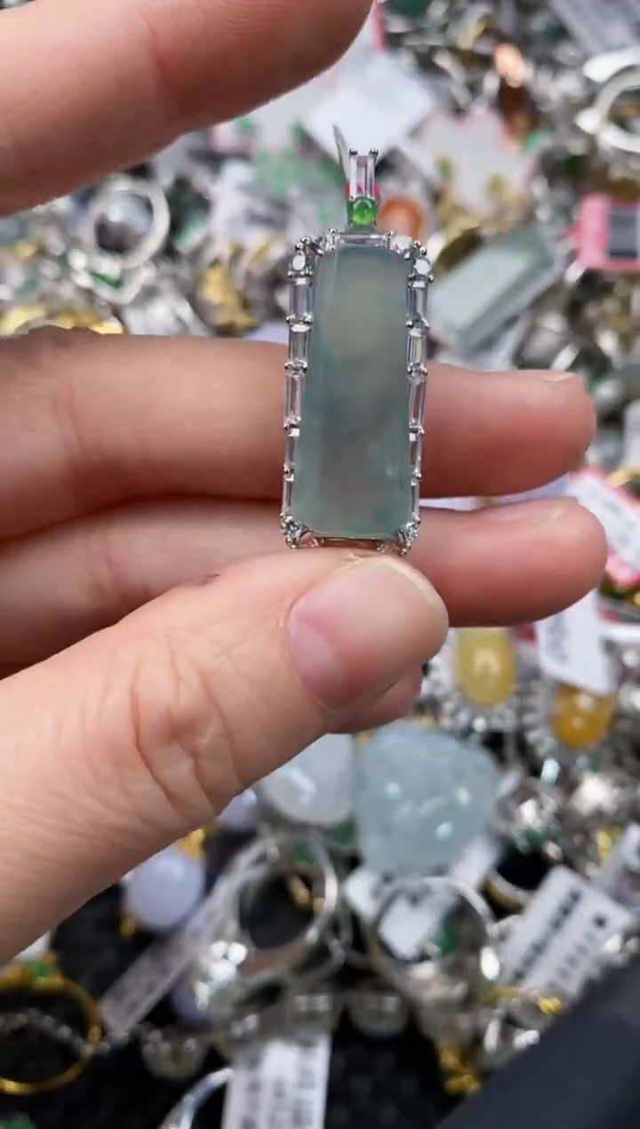 银S925镶嵌戒指翡翠666               2