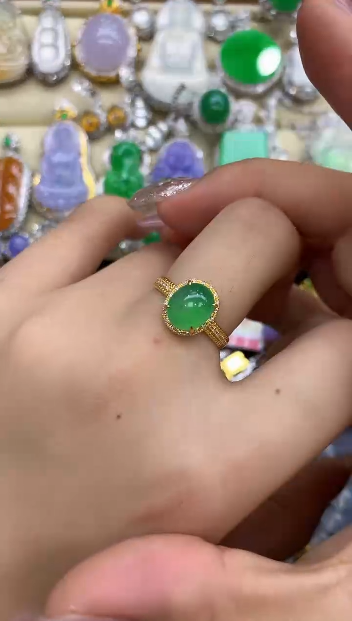 18K金镶嵌戒指翡翠255-中国好珍宝