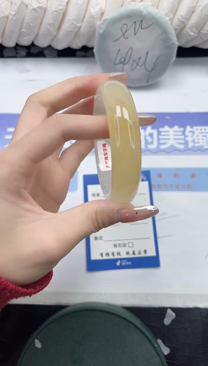 未镶嵌手镯石英质玉209-55.1