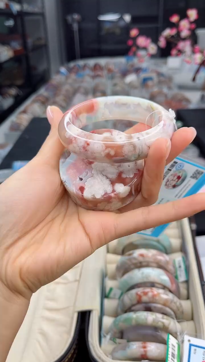 石英质玉手镯未镶嵌60圈口（赠送镯心）S9424