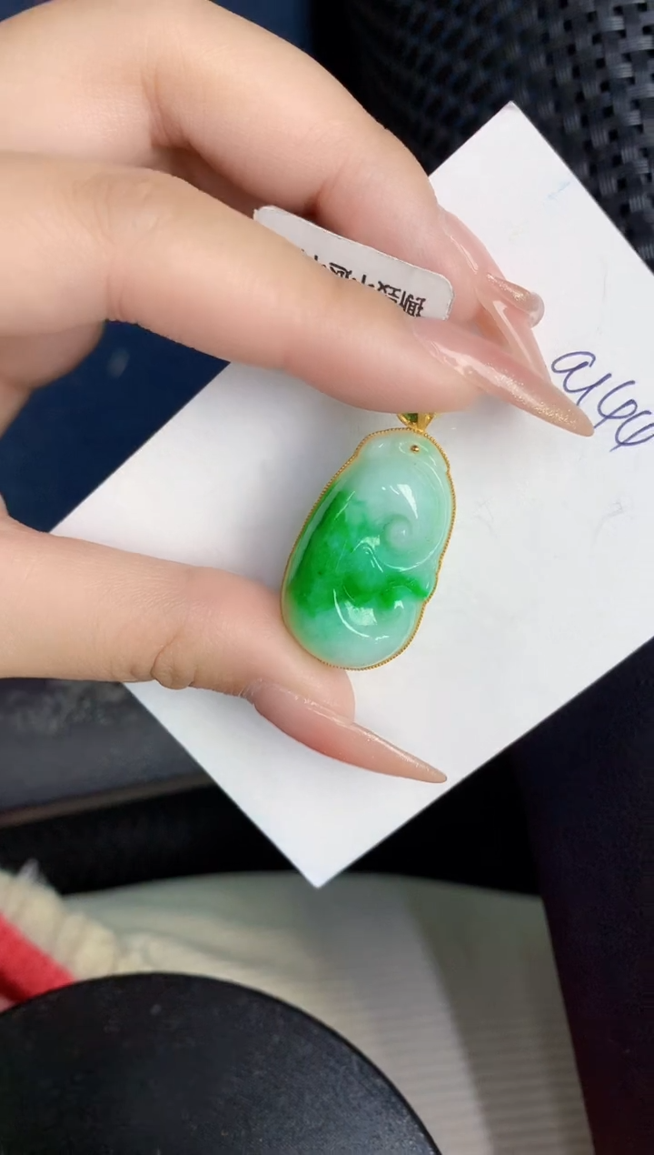 【闪购商品】翡翠颈饰18K金镶嵌000000000