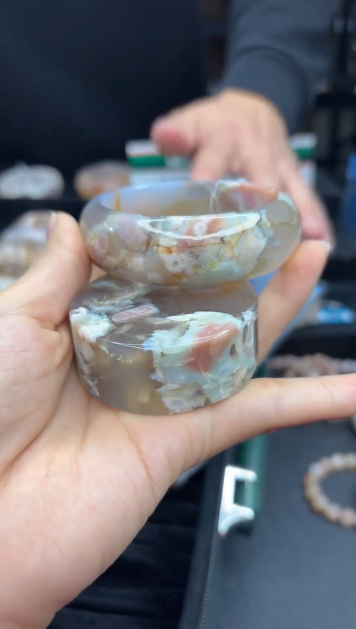 【闪购商品】石英质玉手镯未镶嵌2304（57圈赠送镯心）