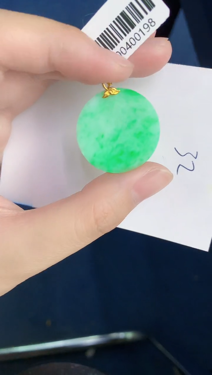 【闪购商品】翡翠颈饰18K金镶嵌000000000