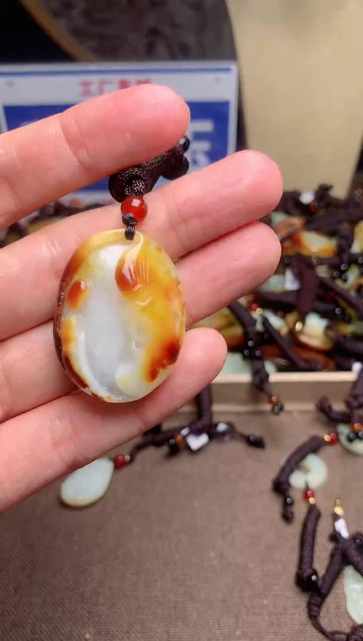 【闪购商品】和田玉颈饰未镶嵌1