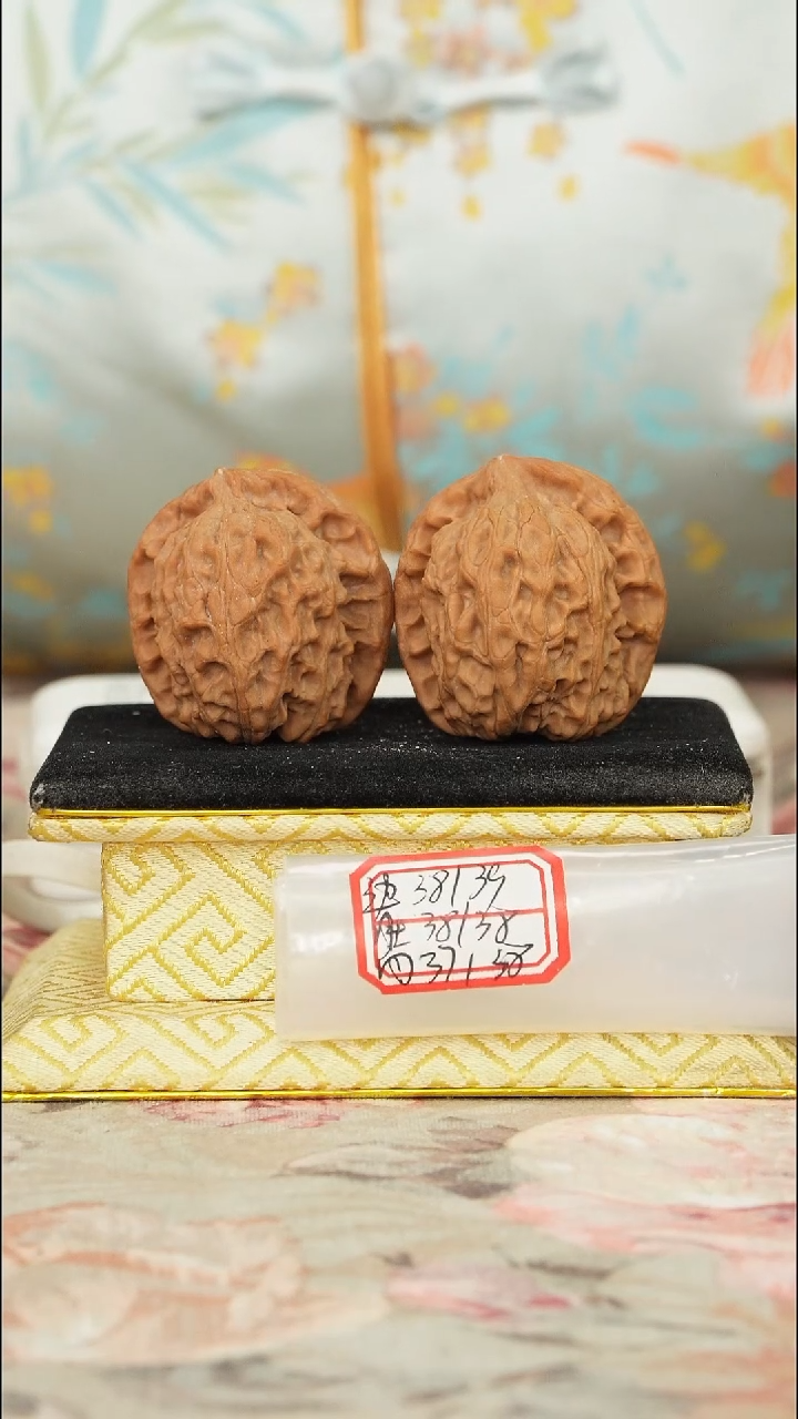 【闪购商品】文玩核桃把件非嫁接北京