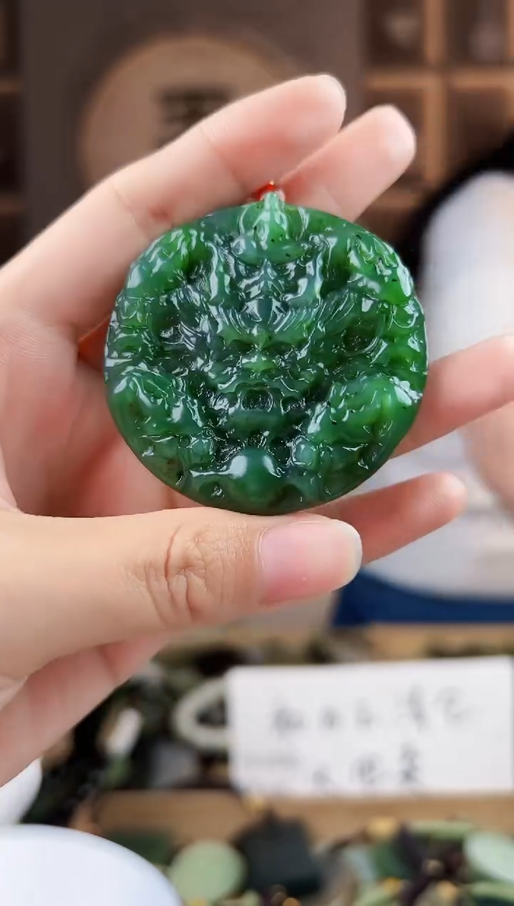 颈饰未镶嵌和田玉拍一发一，多样性发货
