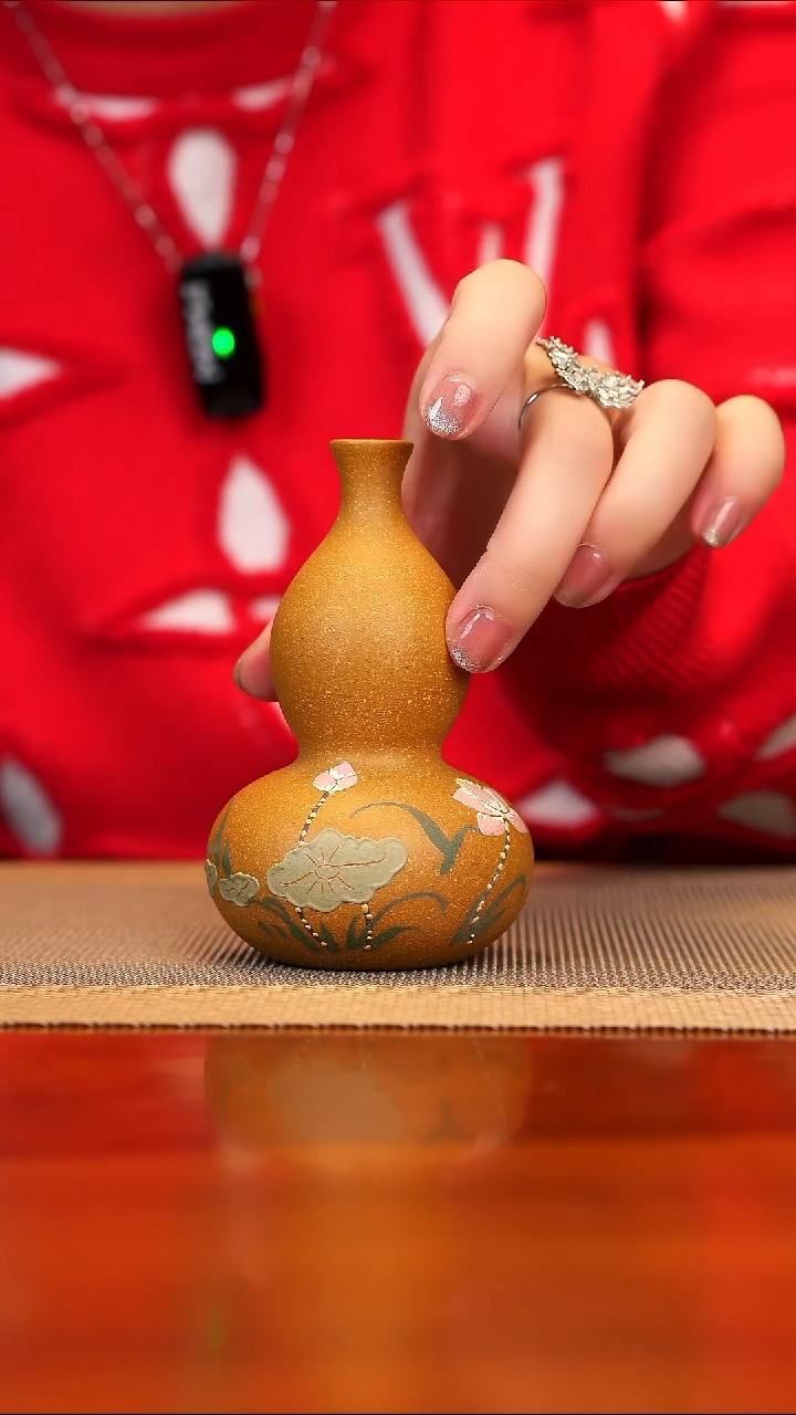 【闪购商品】紫砂茶壶黄段泥葫芦花瓶 泥绘画片随机发