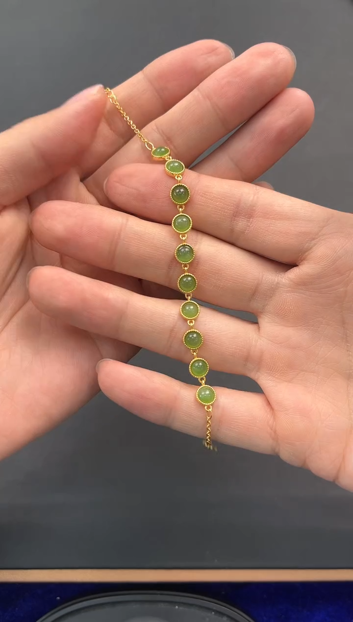 未镶嵌手串和田玉俄碧手链微色差