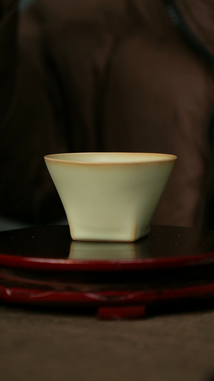 全品 粉青 天圆地方 带底款