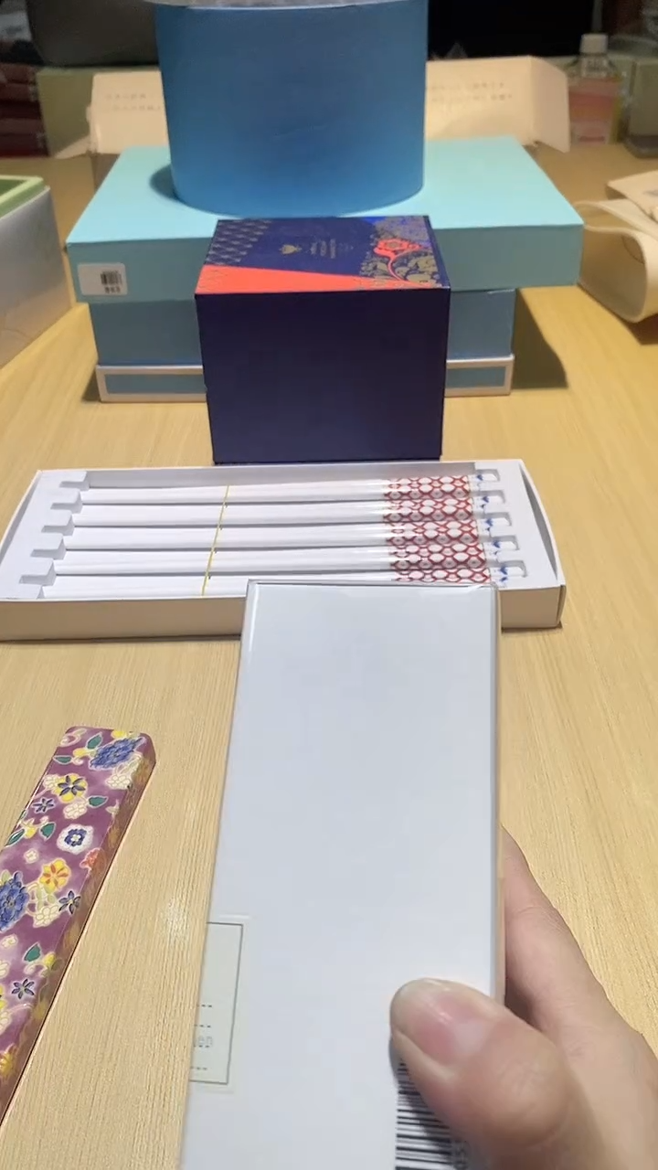 【闪购商品】瓷片锅碗瓢盆一件不剩 漫步 周末