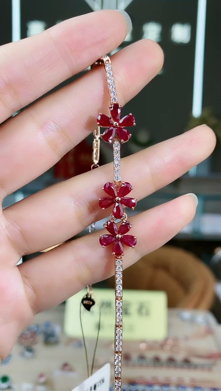 【闪购商品】红宝石手链银S925镶嵌手链