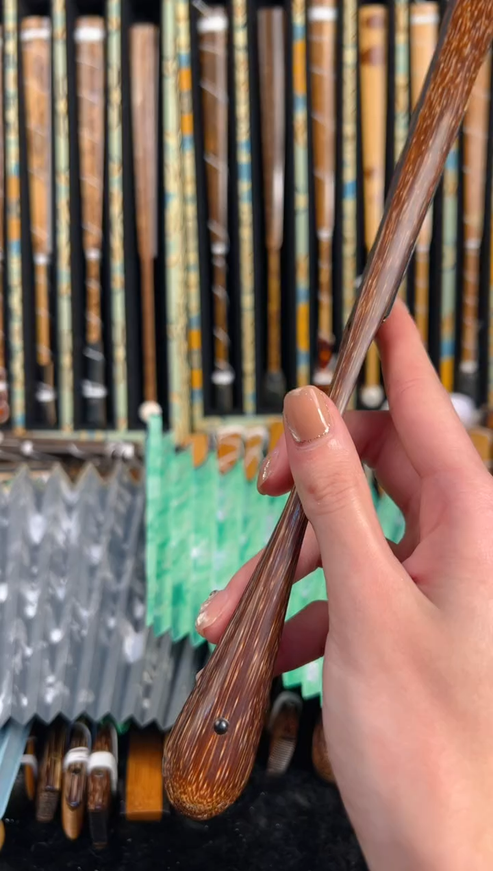 【闪购商品】扇子潘云珍芝麻棕大茄头折扇