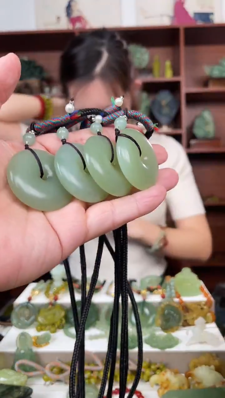 未镶嵌蛇纹石玉颈饰多样性发货拍一发一