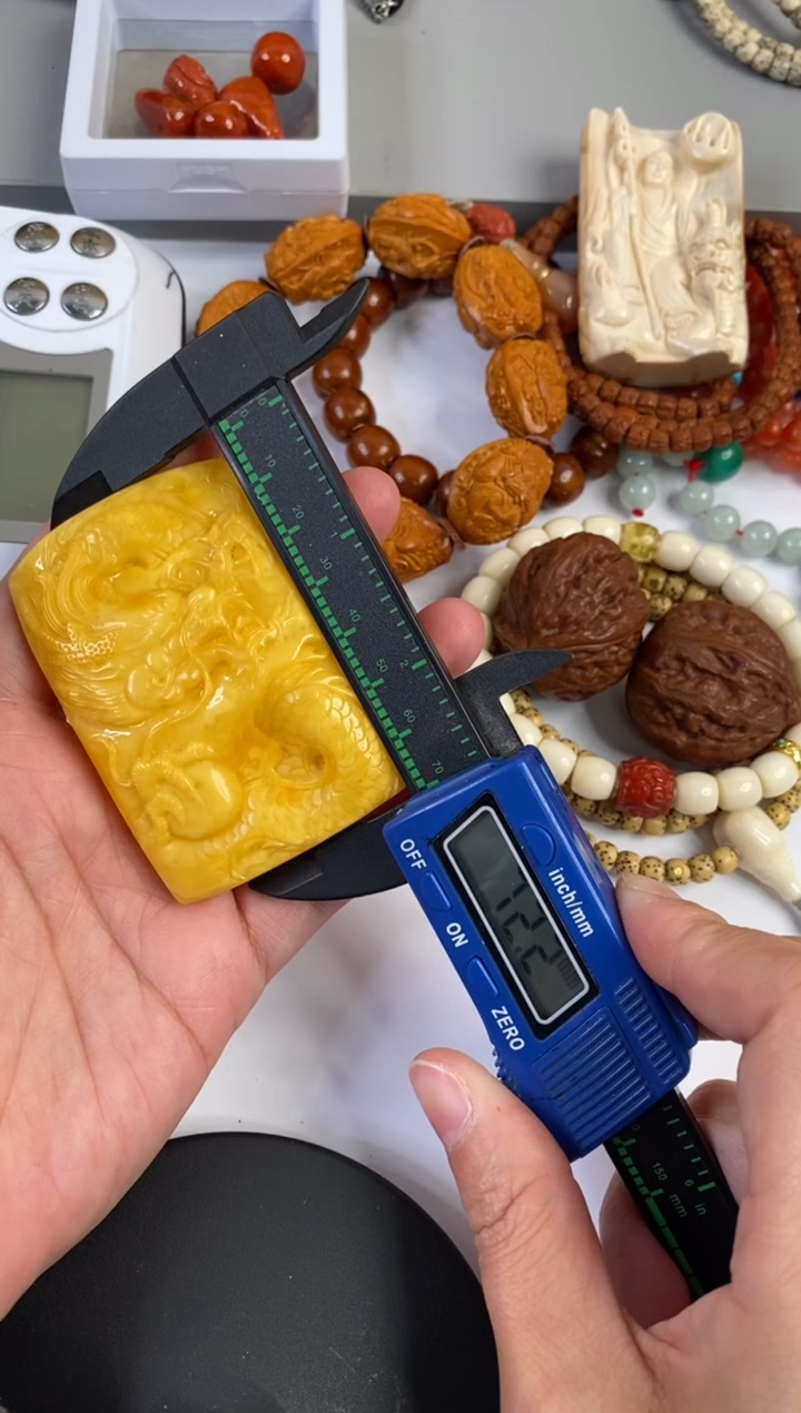 【闪购商品】蜜蜡吊坠(不含链)未镶嵌蜜蜡吊坠