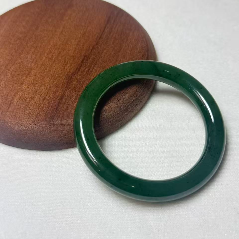 “碧环” · 天然和田玉碧玉老料菠菜绿正圈手镯多样性发一YS890