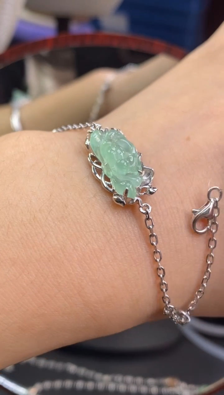 颈饰银S925镶嵌翡翠净货16716