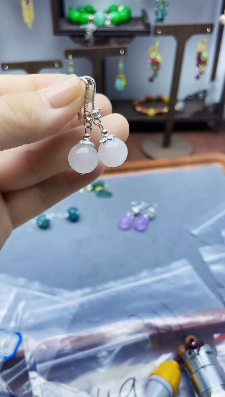 银S925镶嵌和田玉耳饰218000