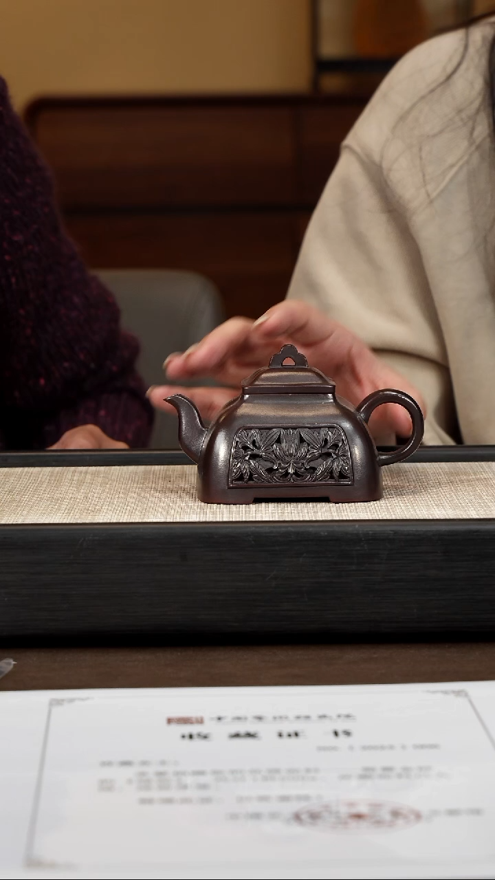 茶壶紫砂【P040】孤棱  180c  XY