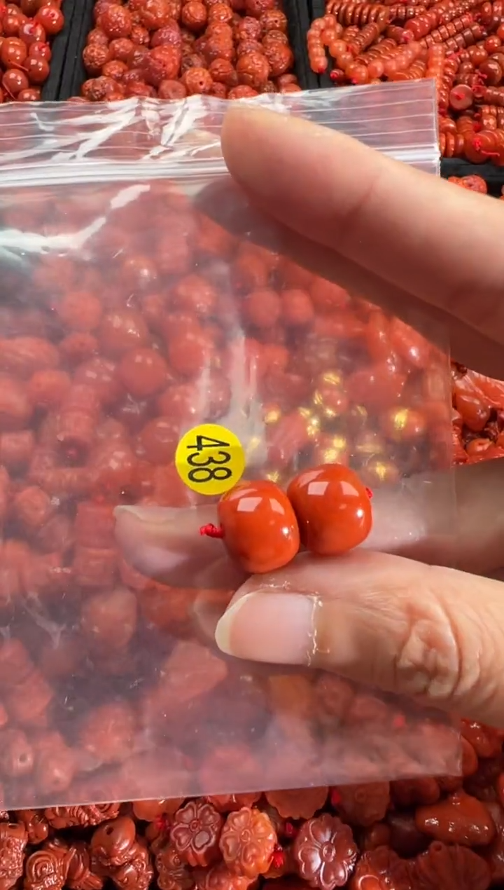 【闪购商品】南红玛瑙未镶嵌颈饰1