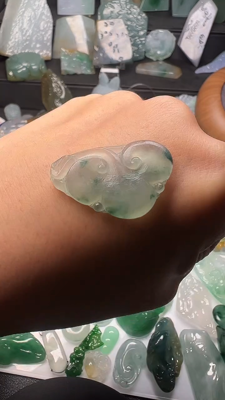 未镶嵌定制翡翠天然A货翡翠未抛光