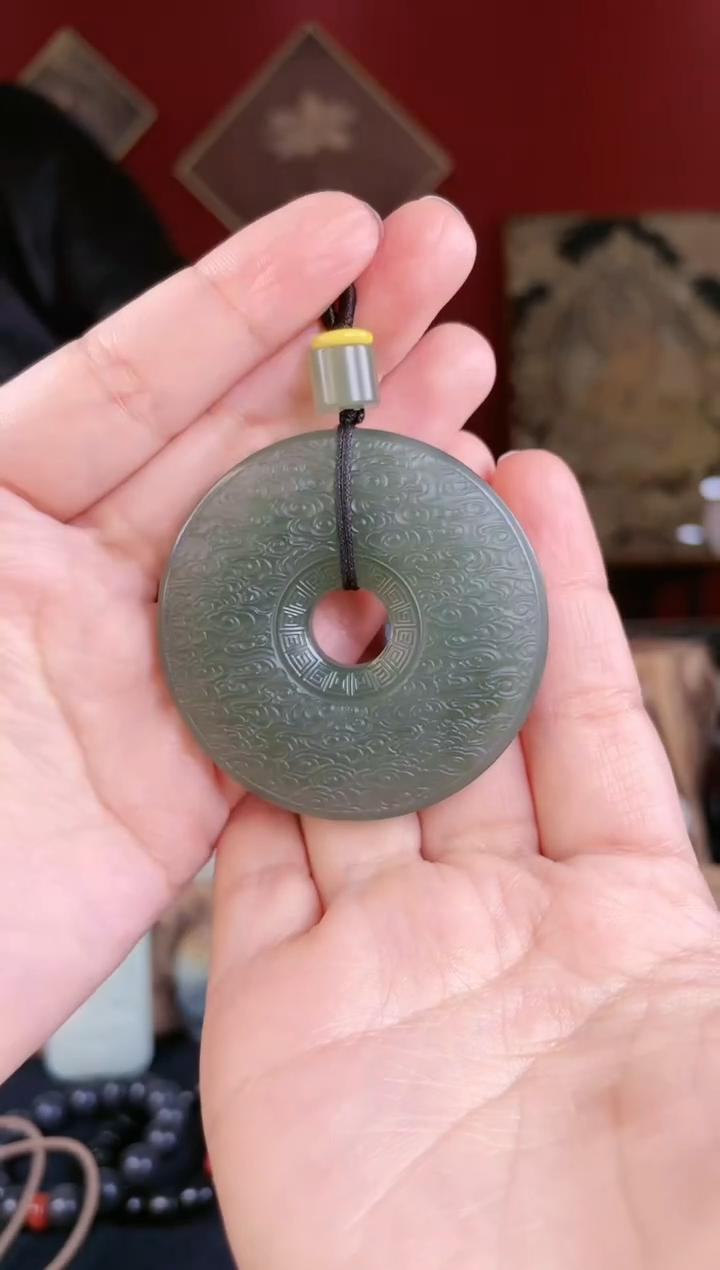 【闪购商品】和田玉颈饰未镶嵌平安扣