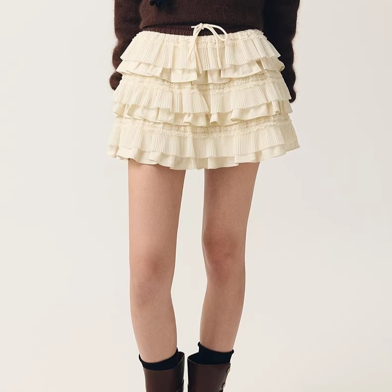 TeenieWeenie26年春季新款甜美气质运动抽绳蛋糕裙TTWH2611C2A