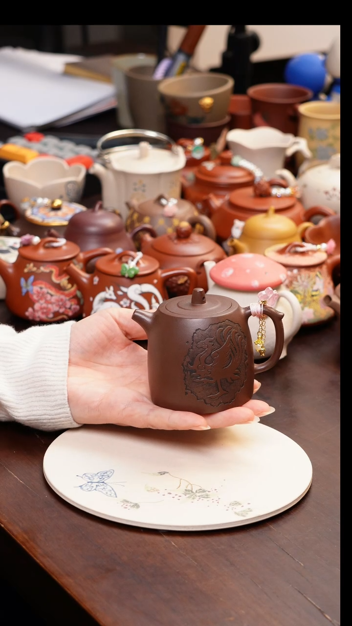 【闪购商品】原矿紫砂手工杯子朱妮