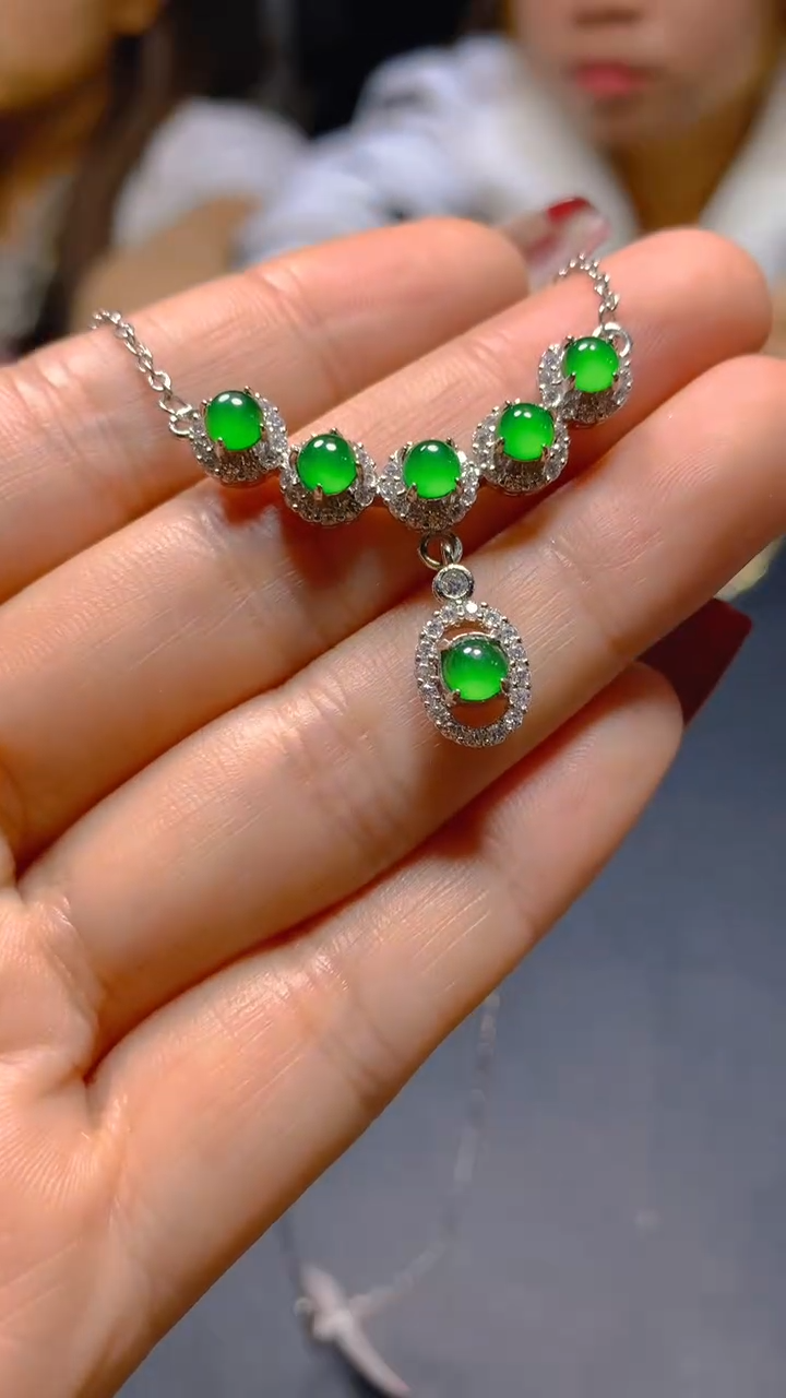 【闪购商品】翡翠项链未镶嵌0766362873多样性发一