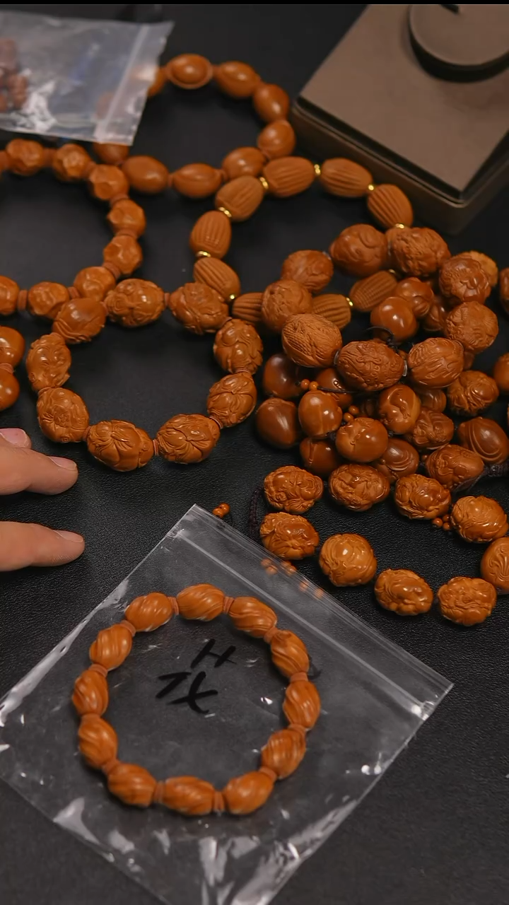 吊坠橄榄核扭转乾坤