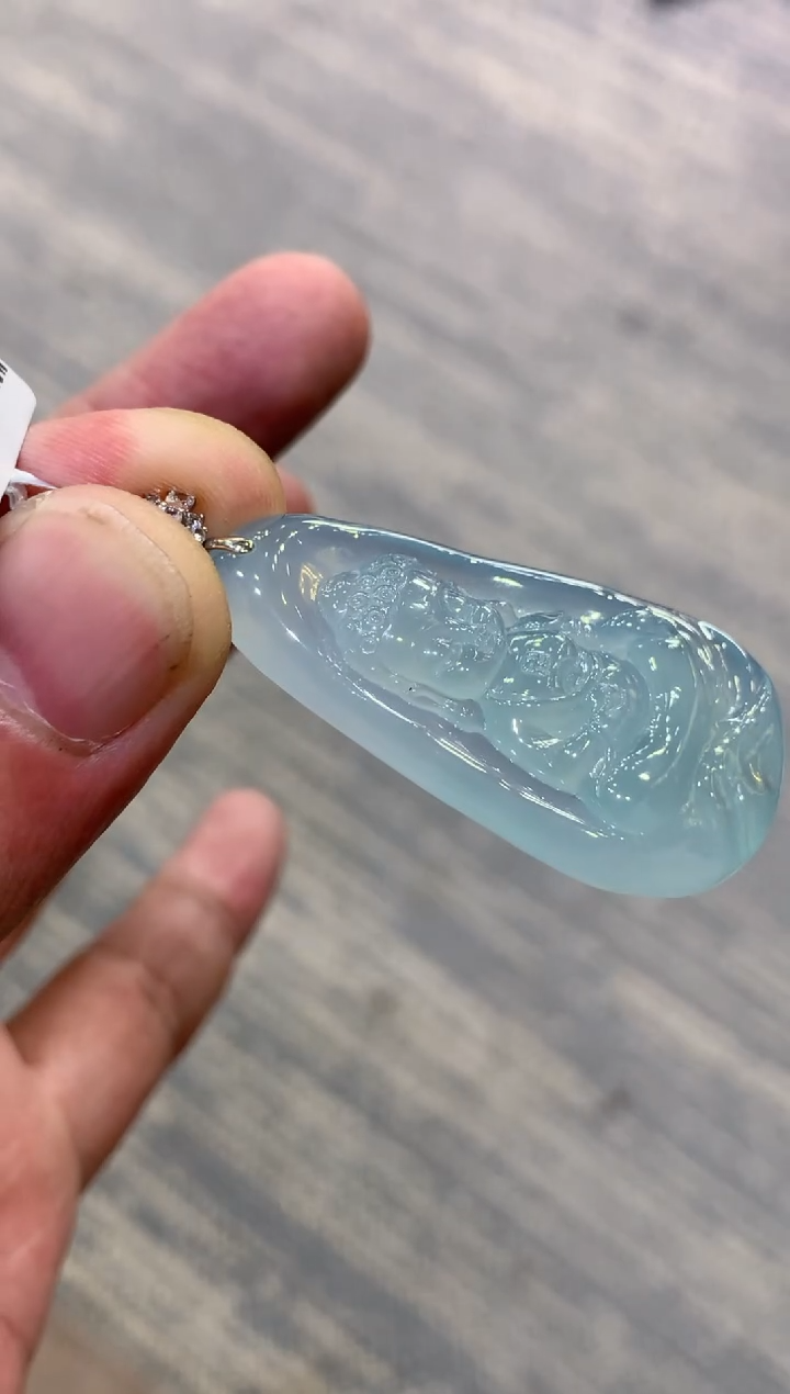 颈饰未镶嵌翡翠天然A货翡翠