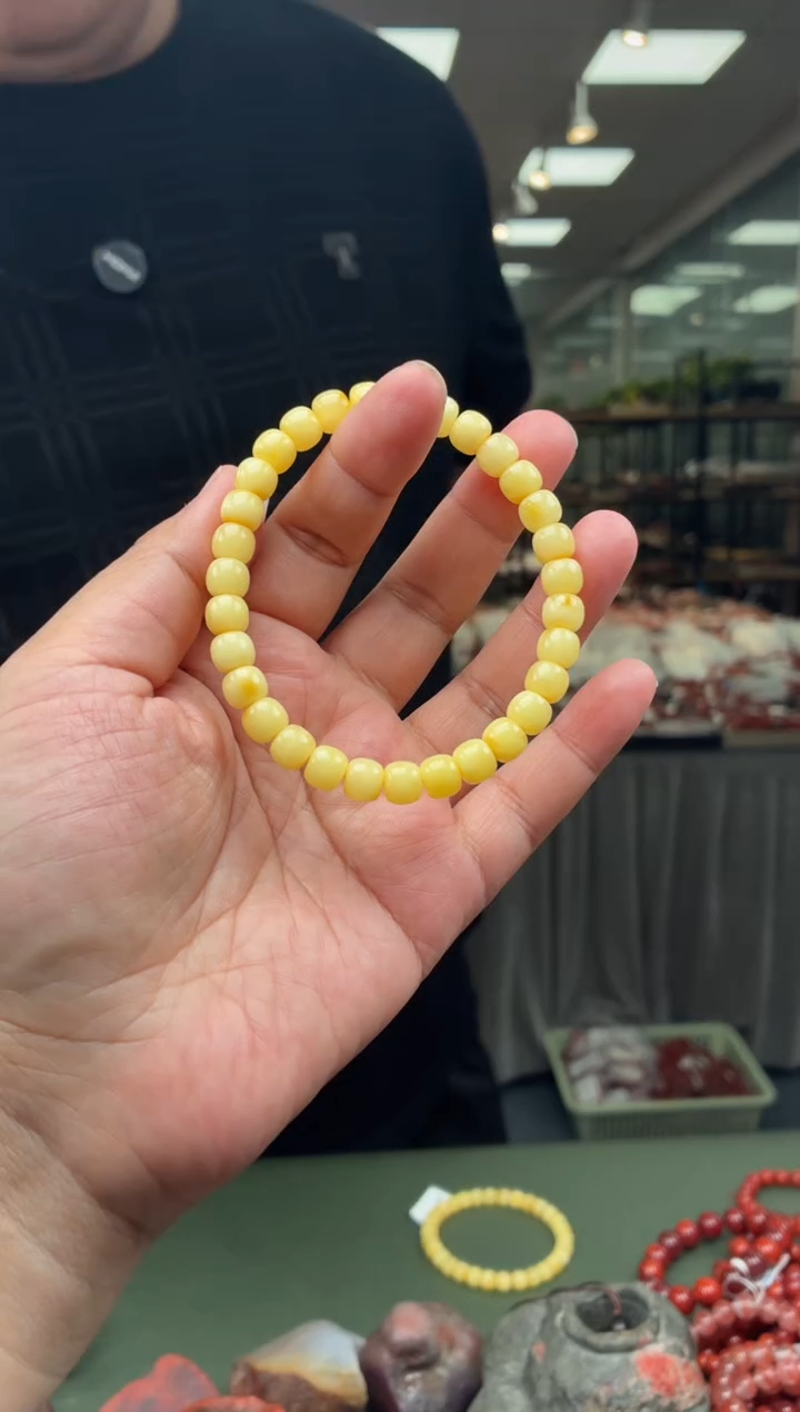 手串蜜蜡未镶嵌单圈手串一条约7mm多样性发货