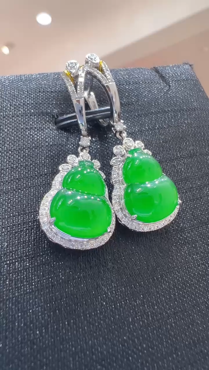 【闪购商品】翡翠耳坠18K金镶嵌                 