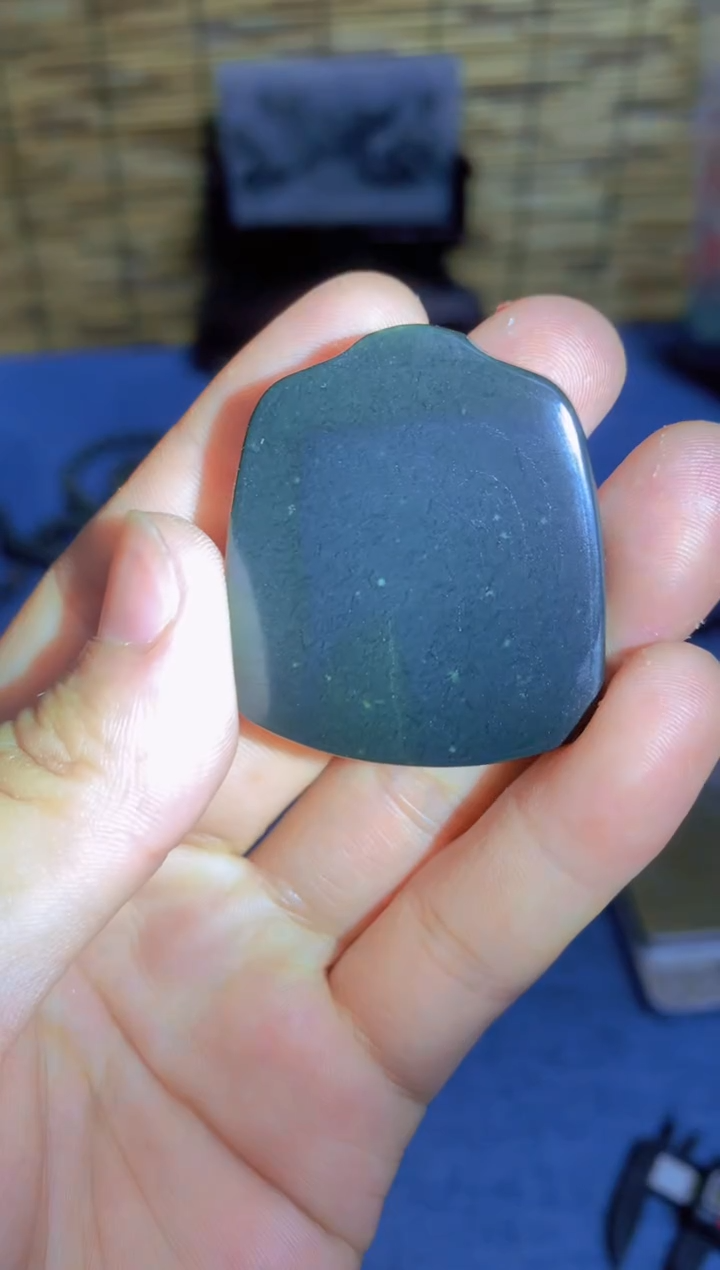 【闪购商品】和田玉颈饰未镶嵌有裂介意勿拍