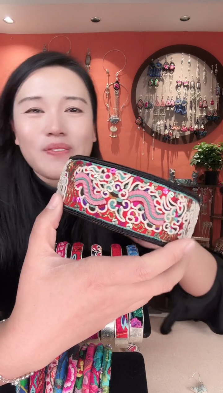 织绣非遗手工苗绣刺绣首饰14发箍