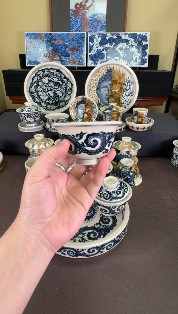 【闪购商品】二号釉卷草纹压手杯