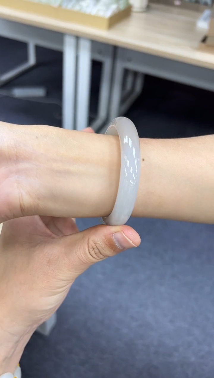 未镶嵌手镯和田玉54  791