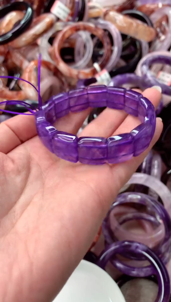 未镶嵌手镯水晶手牌（多样性）