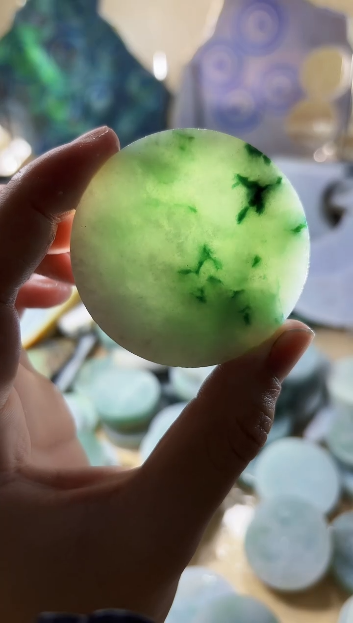 【闪购商品】翡翠颈饰未镶嵌A货白谭2461