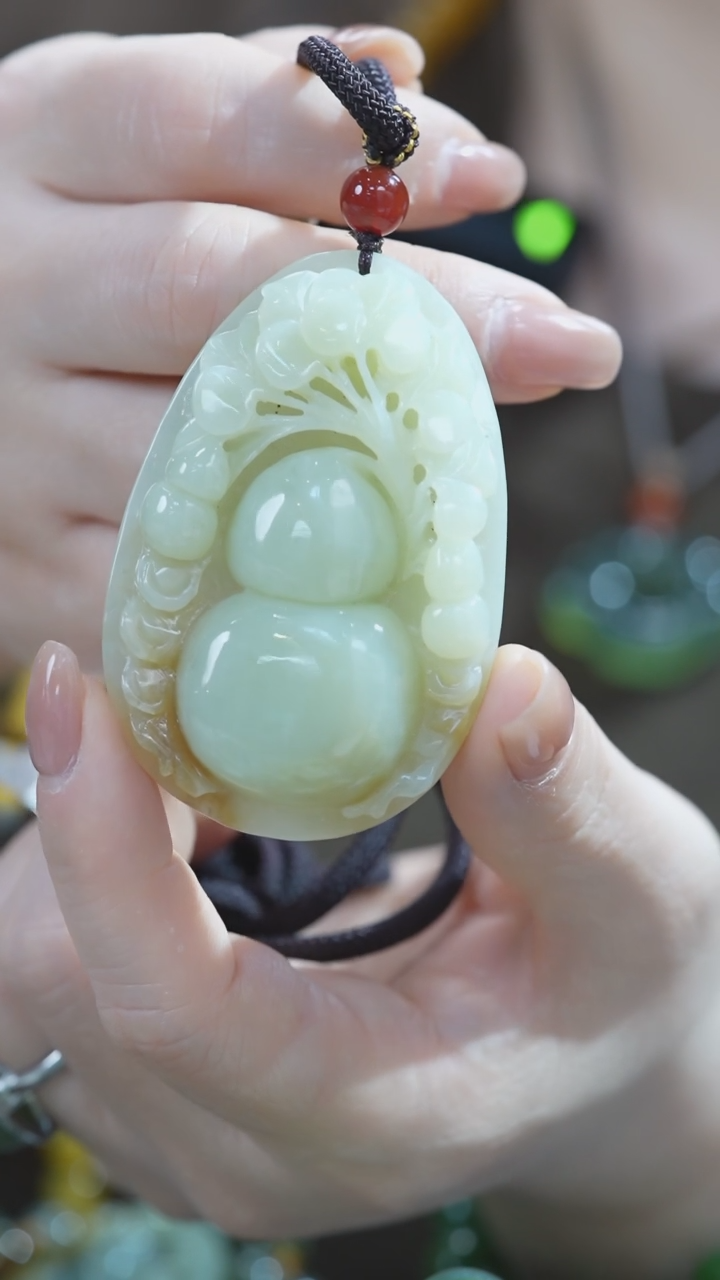 【闪购商品】和田玉吊坠未镶嵌葫芦