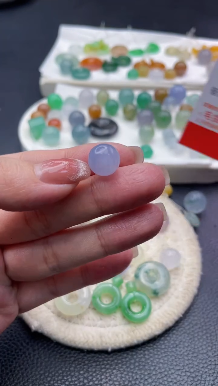 【闪购商品】定制翡翠未镶嵌珠子