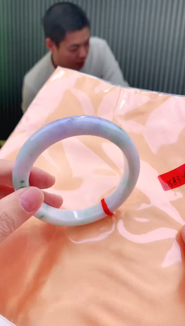 未镶嵌手镯翡翠60+