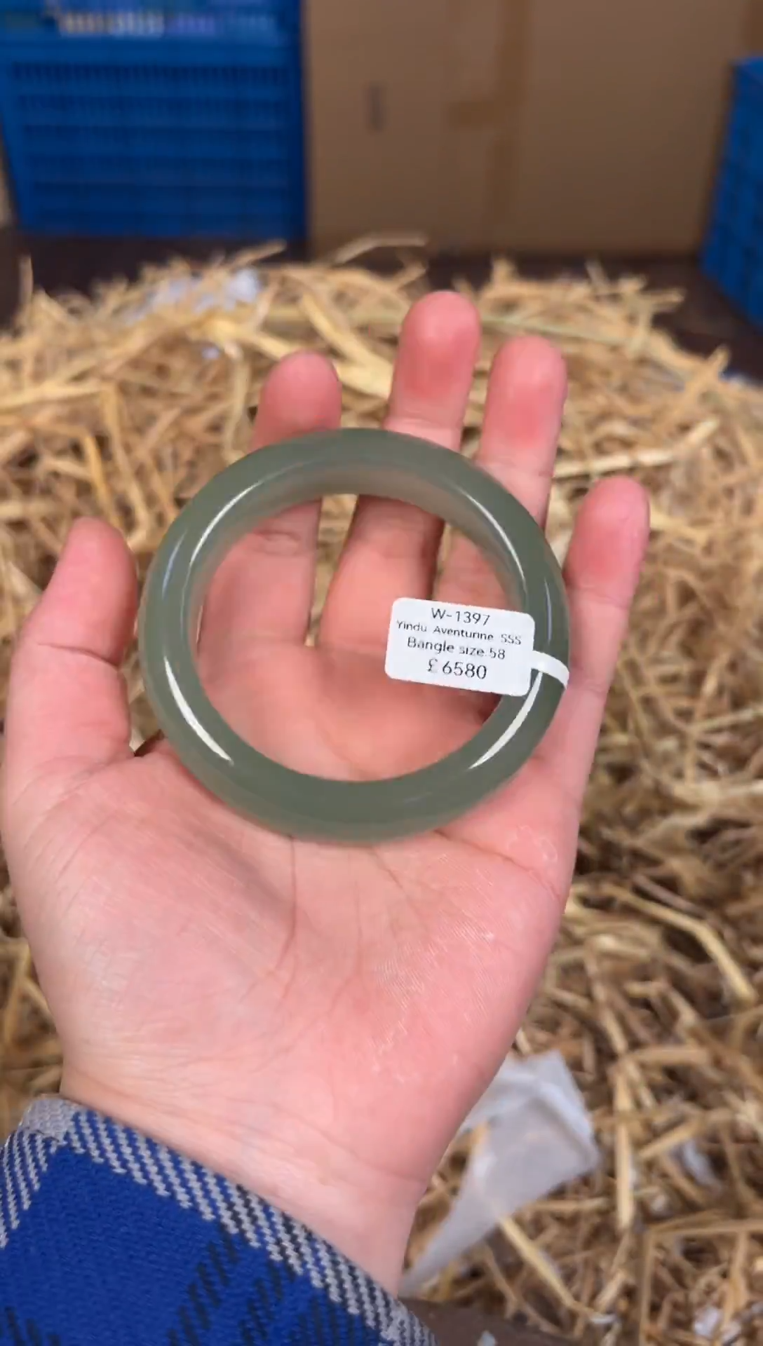 未镶嵌手镯石英质玉W1397