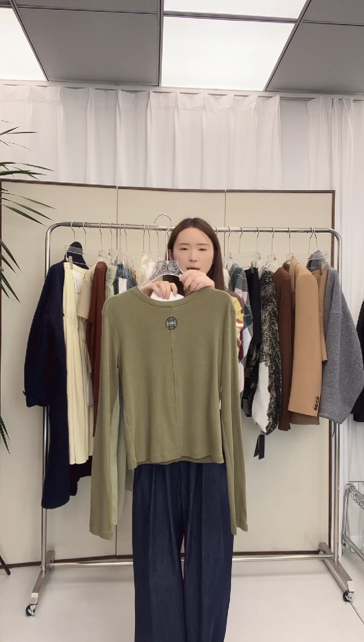 oioiriri 25款地球T  M码 已开价