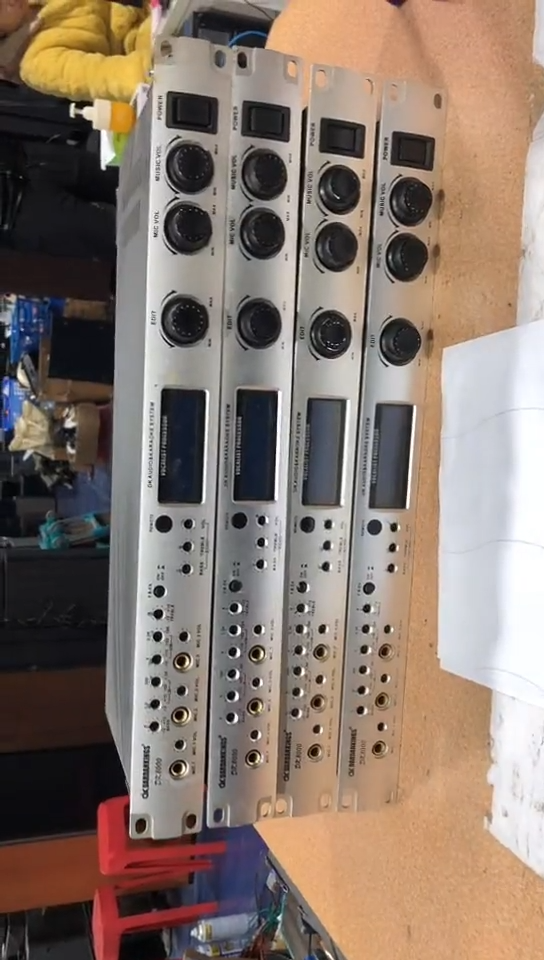 8新DK效果器四台，不带线材