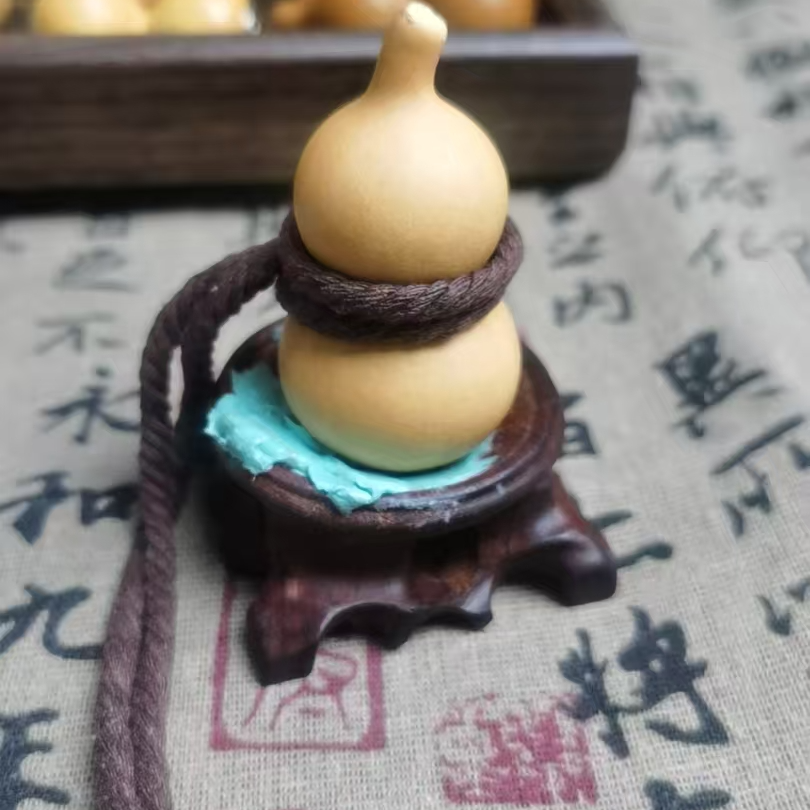 手把葫芦，新老皮及镶口、烙画做工葫芦，欢迎选购！