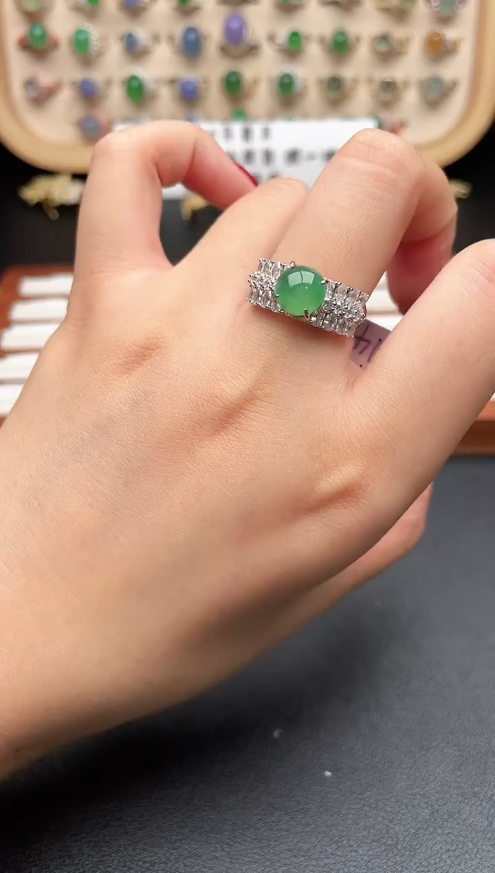 银S925镶嵌戒指翡翠一物一证一礼盒